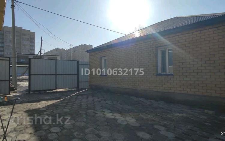 Отдельный дом · 3 комнаты · 85 м² · 5.6 сот., Широкая 100 за 12 млн ₸ в Семее — фото 2