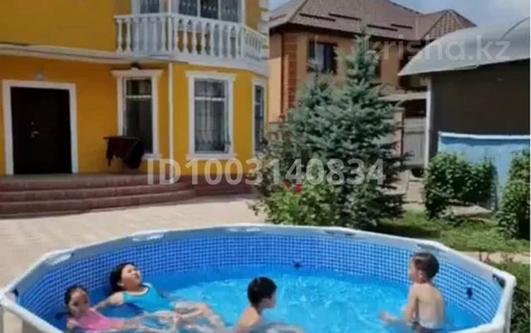 Отдельный дом · 8 комнат · 240 м², Ынтымак 51 за 77 млн ₸ в  — фото 2