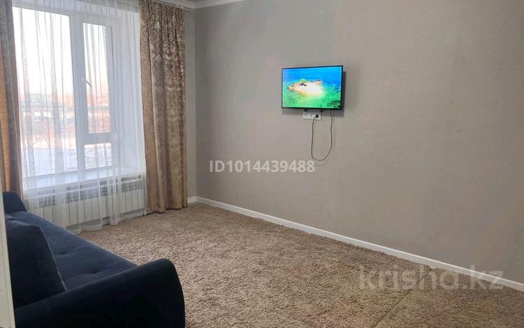1-комнатная квартира · 39 м² · 3/12 этаж, Кабанбай батыра 59 за 220 000 ₸ в Астане, Нура р-н — фото 2