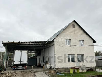 Отдельный дом · 6 комнат · 230 м² · 8 сот., Баянауыл 136 — По Баковской дороге,село Енбекши за 43 млн 〒 в Талгаре