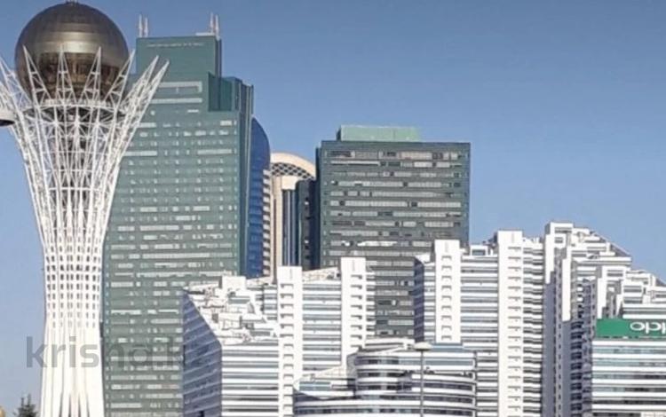 7-комнатная квартира · 237 м² · 8/20 этаж, ул. Сарайшык 34 — ул. Акмешит за 283 млн ₸ в Астане — фото 3