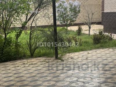 Жеке үй · 9 бөлме · 402 м² · 8 жүзд., Шапағат-2 ш/а 27, бағасы: 135 млн ₸ в Шымкенте, Каратауский р-н
