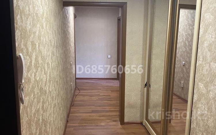 5-бөлмелі пәтер, 105 м², 4/5 қабат, Балапанова 4д, бағасы: 40 млн 〒 в Талдыкоргане, мкр Жана Гарышкер — фото 2