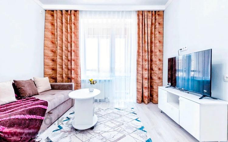 1-комнатная квартира · 50 м² · 5/11 этаж, 16-й мкр 57 — МОРЕ,АКВАПАРК,ТРК АКТАУ,ЦЕНТР ГОРОДА за 8 000 ₸ в Актау — фото 2