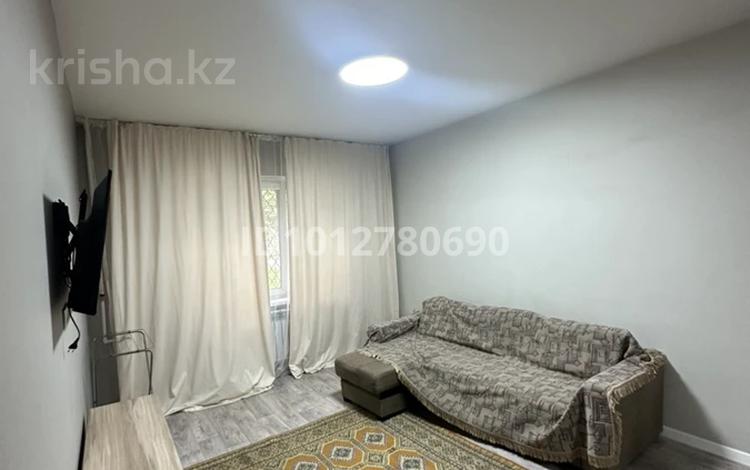 1-бөлмелі пәтер · 37 м² · 1/9 қабат, мкр Жетысу-2 62, бағасы: 230 000 ₸ в Алматы, Ауэзовский р-н — фото 2