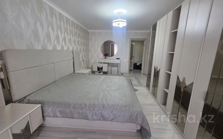 3-комнатная квартира · 103 м² · 2/5 этаж, ул. Байтурсынова 87 за 250 000 ₸ в Шымкенте — фото 2