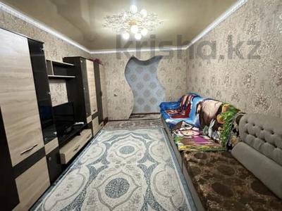 2-комнатная квартира, 60 м², 5/5 этаж помесячно, Балапанова 18 за 150 000 〒 в Талдыкоргане
