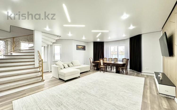Отдельный дом · 5 комнат · 200 м² · 10 сот., Мустафа Шокая 40а за 55 млн ₸ в Караоткеле — фото 3