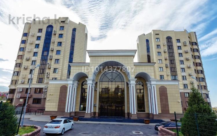 2-комнатная квартира · 65 м² · 8/9 этаж, Аскарова Асанбая 21 — Аскарова за 330 000 ₸ в Алматы, Наурызбайский р-н — фото 2