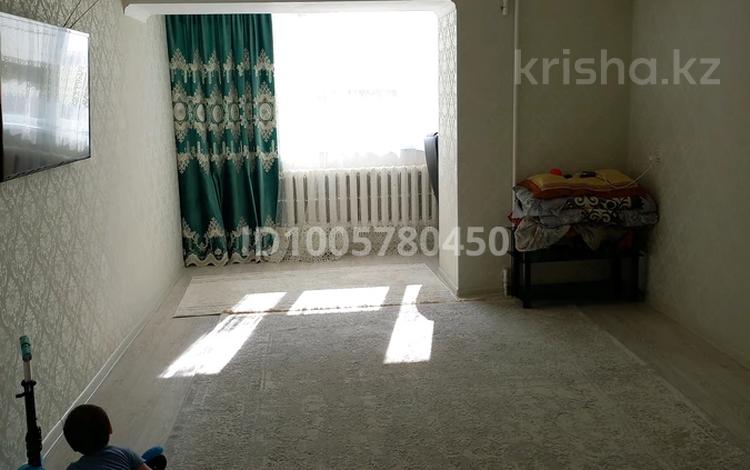 2-бөлмелі пәтер · 52 м² · 6/9 қабат, В.Захарова 3 — Ресторан Бакинский дворик, бағасы: 140 000 ₸ в Уральске — фото 2