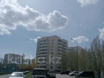 3-комнатная квартира, 95 м², 4/10 этаж, Чингиза Айтматова за 24.5 млн 〒 в Астане, Нура р-н