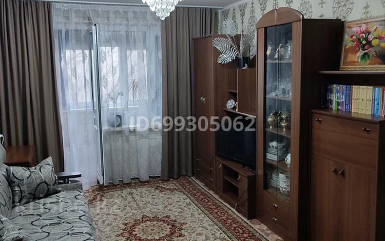 2-комнатная квартира · 43.9 м² · 4/5 этаж, ул.Аскарова 275 — угол ул.Аскарова-ул.Гамалея за 11 млн ₸ в Таразе — фото 2