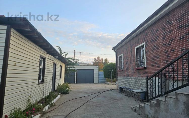 Отдельный дом · 4 комнаты · 120 м² · 10 сот., Переулок Подсадника 42 — Переулок Чайковского за 72 млн 〒 в Балхаше — фото 2