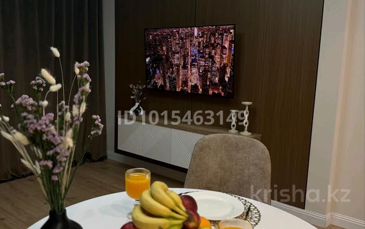 2-бөлмелі пәтер · 60 м² · 15/20 қабат, Аль-Фараби 11, бағасы: 50 000 ₸ в Алматы, Медеуский р-н — фото 2