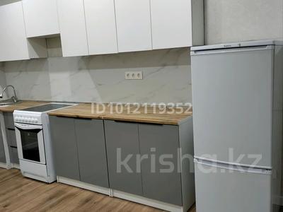 2-бөлмелі пәтер · 65 м² · 3/5 қабат, Акадeмическая 9/10, бағасы: 170 000 ₸ в Караганде