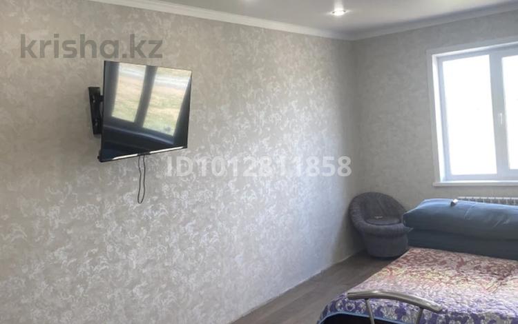 Отдельный дом · 2 комнаты · 70 м² · 10 сот., Акниет 386/1 за 17.8 млн ₸ в Кенжеколе — фото 2