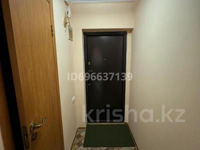 2-комнатная квартира, 45 м², 2/4 этаж, 1 мкр за 17 млн 〒 в Есик