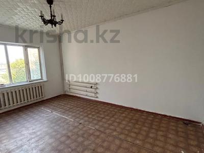 1-бөлмелі пәтер · 37 м² · 4/5 қабат, мкр Аса 43, бағасы: 8.5 млн 〒 в Таразе