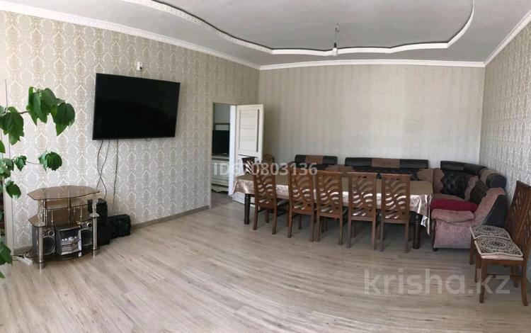 Отдельный дом • 6 комнат • 122 м² • 8.3 сот., Койгельды 327 — Ташкентская за 40 млн 〒 в Таразе — фото 2