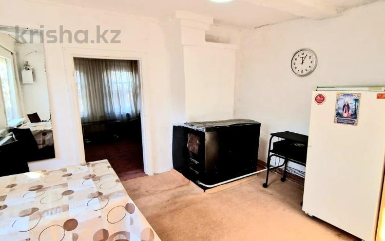 3-комнатная квартира · 40 м² · 1 этаж · помесячно, Таттимбета 268