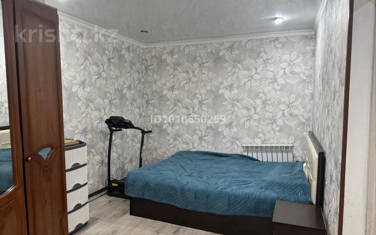 4-бөлмелі пәтер · 70 м² · 1/1 қабат, Айтеке би — Дәулет-Центра, бағасы: 25 млн ₸ в Боралдае (Бурундай) — фото 2