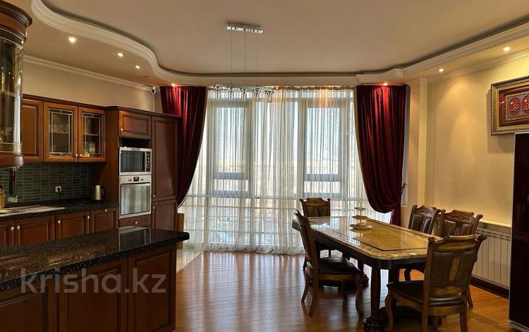 4-бөлмелі пәтер · 160 м² · 4/9 қабат, Аль-Фараби, бағасы: 166 млн ₸ в Алматы, Медеуский р-н — фото 12