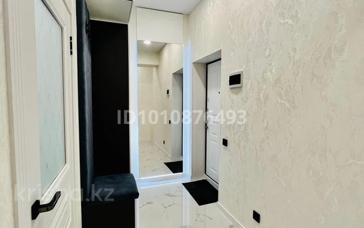 2-бөлмелі пәтер · 50 м² · 16/17 қабат, Утепова 20, бағасы: 380 000 ₸ в Алматы, Бостандыкский р-н — фото 2