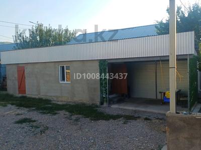 Отдельный дом · 4 комнаты · 150 м² · 10 сот., Мақатаева 18 — Жаханова за 56 млн ₸ в Кызылкайрат
