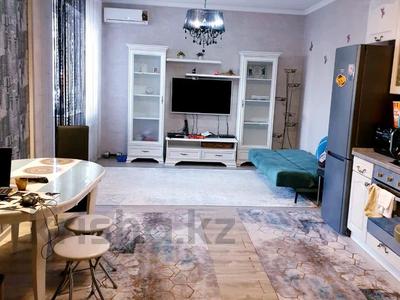4-комнатная квартира, 90 м², 2/10 этаж, Кенесары хана за 52 млн 〒 в Алматы, Наурызбайский р-н