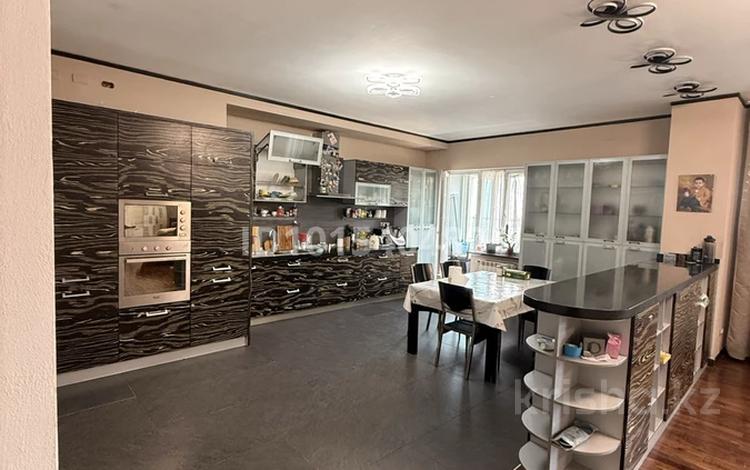 4-комнатная квартира · 183 м² · 10/15 этаж, Достык 128 — Достык - Березовая за 1.7 млн ₸ в Алматы, Медеуский р-н — фото 2
