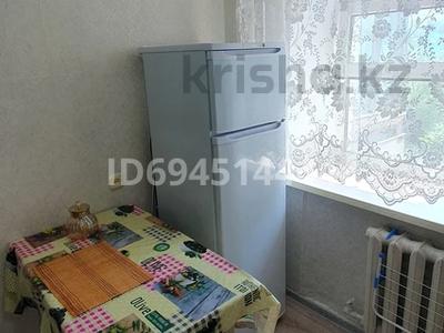 1-комнатная квартира · 30 м² · 3/5 этаж, Аманжолова 49/1 — Зкгу(пединститут), ост.Гагарина, рядом Обл.больницаица. за 120 000 〒 в Уральске