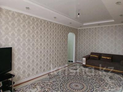Продажа квартир в Западно-Казахстанской обл.: 4-комнатная квартира · 61.9 м² · 3/5 этаж, Поповича за 17 млн 〒 4-комнатная квартира · 61.9 м² · 3/5 этаж, Поповича за 17 млн 〒 в Уральске