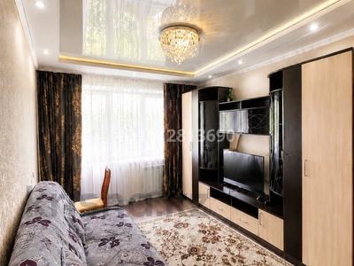 2-комнатная квартира · 47 м² · 3/5 этаж, 12 — Кольцо Второй микрорайон за 15 000 ₸ в Талдыкоргане, мкр Жетысу