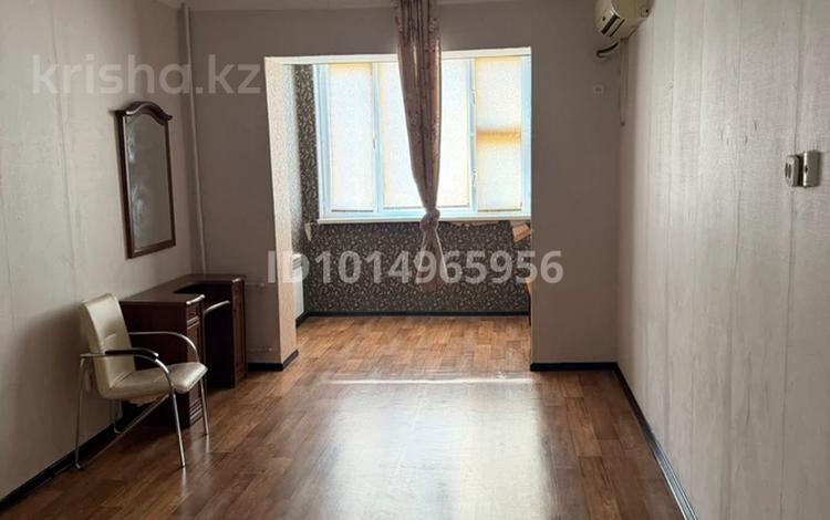 3-бөлмелі пәтер · 70 м² · 2/5 қабат, 27-ш/а. 19, бағасы: 19 млн ₸ в Актау, 27-й мкр — фото 2