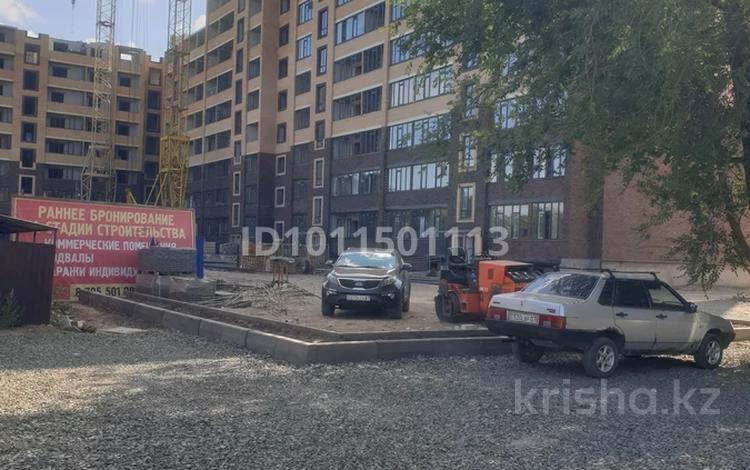 2-комнатная квартира · 67 м² · 6/9 этаж, Желтоксан 1в — Абулхаир хана за 23.9 млн ₸ в Уральске, мкр Школьник — фото 2