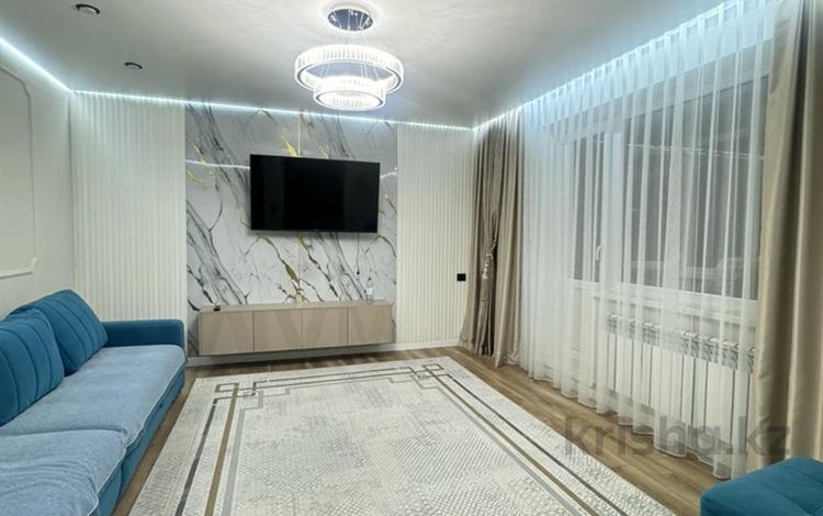 4-комнатная квартира · 85 м² · 6/9 этаж, мкр Юго-Восток, мкр Степной 1 7/45 за 36.9 млн ₸ в Караганде, Казыбек би р-н — фото 2