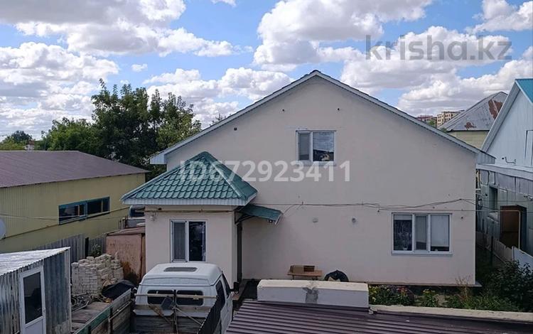 Отдельный дом · 6 комнат · 200 м² · 5 сот., Мясоедова 137 за 50 млн ₸ в Актобе, мкр Москва — фото 37