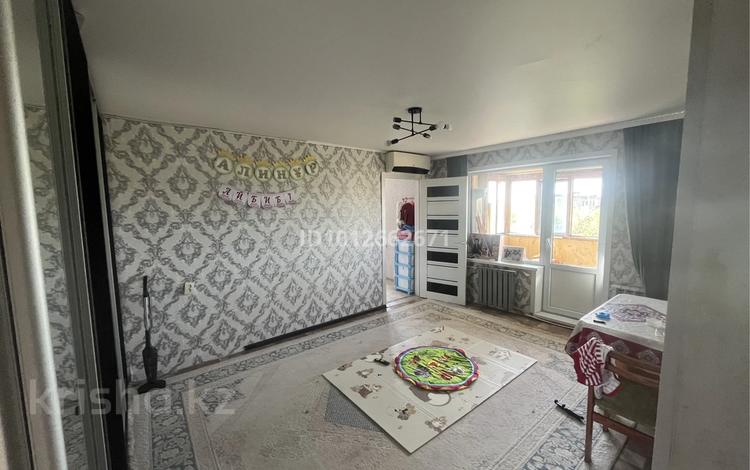 2-бөлмелі пәтер · 36.9 м² · 5/5 қабат, Шевченко 36, бағасы: 9 млн ₸ в Актобе, мкр Гормолзавод — фото 2