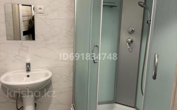 1-бөлмелі пәтер · 39 м² · 9/10 қабат, Варламова 345 — Толе би-Тлендиева, бағасы: 250 000 ₸ в Алматы, Алмалинский р-н — фото 2
