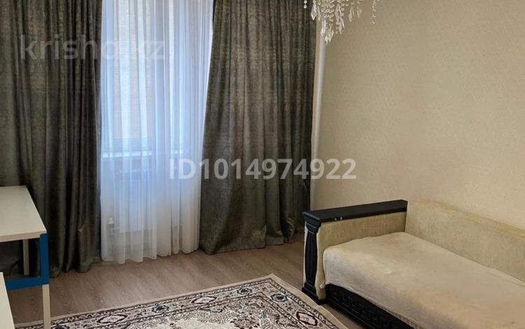 1-комнатная квартира · 40 м², мкр Береке 30 за 2 500 ₸ в Атырау — фото 3