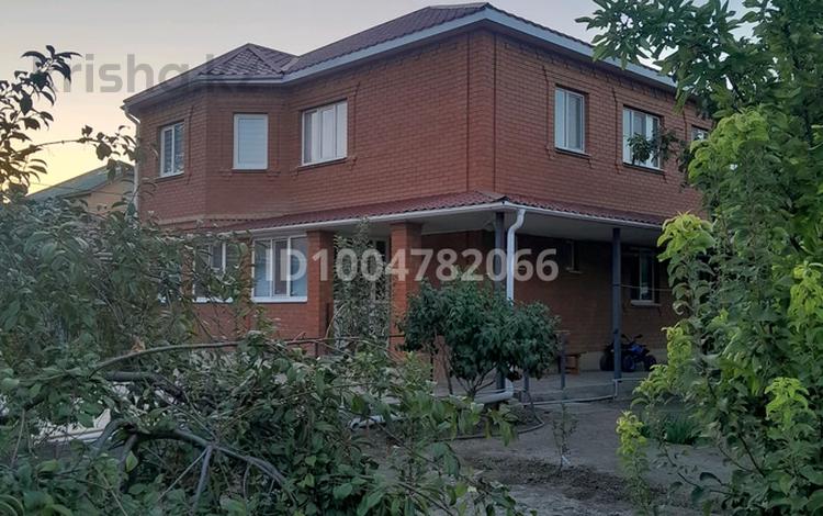 Жеке үй · 4 бөлме · 300 м² · 15 жүзд., мкр Атырау, Пр мечникова 77, бағасы: 80 млн ₸ — фото 2