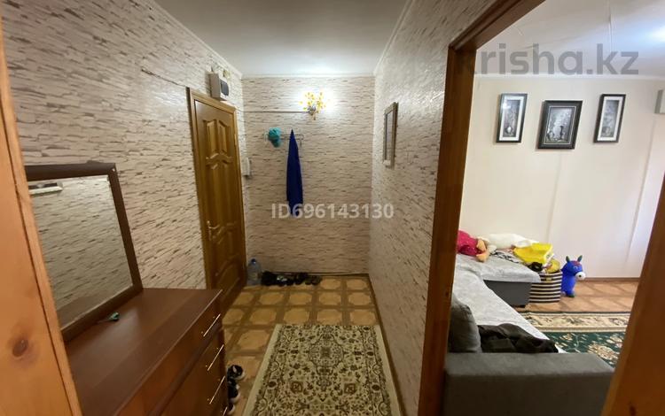 1-комнатная квартира · 36 м² · 1/5 этаж, 4 микрайон 2 за 10.7 млн 〒 в Аксае — фото 14