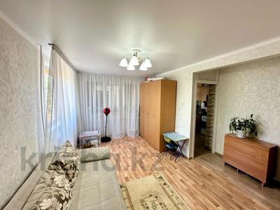 1-комнатная квартира, 31 м², 3/5 этаж, Жамбыла Жабаева за 11.5 млн 〒 в Петропавловске
