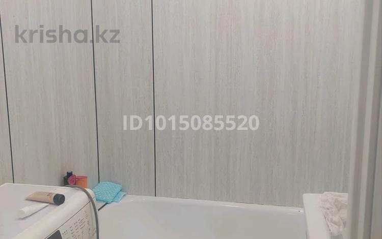 2-бөлмелі пәтер · 56.5 м² · 1/5 қабат, 40 квартал 2, бағасы: 240 000 ₸ в Семее — фото 2