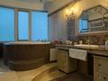 8-комнатная квартира · 425 м² · 21/23 этаж, Кабанбай батыра 87 за 4 млн 〒 в Алматы, Алмалинский р-н — фото 10