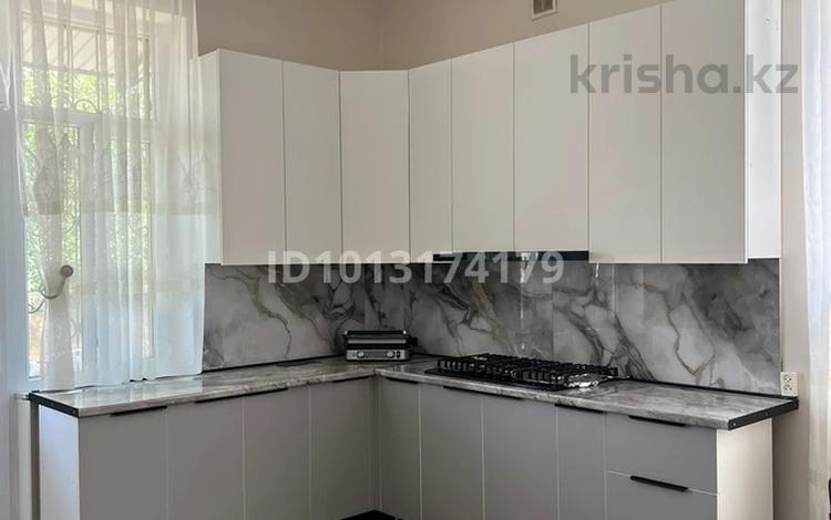 Жеке үй · 7 бөлме · 550 м² · 8 жүзд., мкр Самал-2 акдала 11, бағасы: 180 млн ₸ в Шымкенте, Абайский р-н — фото 2