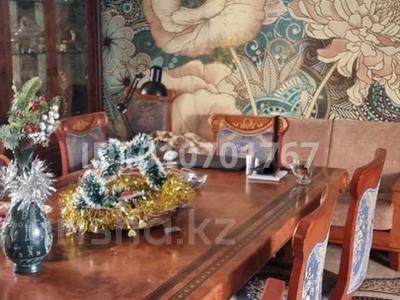 Жеке үй · 5 бөлме · 200 м² · 6 жүзд., Елшибек батыра — Г.Иляева, бағасы: 95 млн ₸ в Шымкенте, Енбекшинский р-н