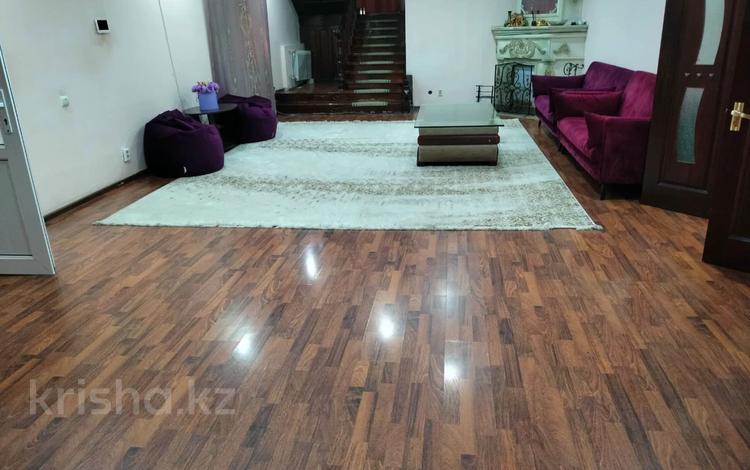 Свободное назначение, офисы, бани, гостиницы и зоны отдыха, образование, развлечения, кабинеты и рабочие места, студии · 310 м² за 1.2 млн 〒 в Актау, 29-й мкр — фото 2