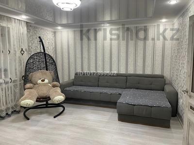 2-бөлмелі пәтер · 80 м² · 1/5 қабат, Уалиханова 46, бағасы: 35 млн ₸ в Петропавловске