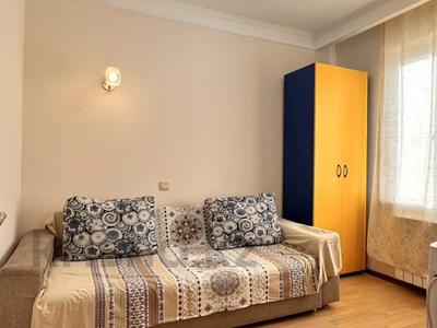 3-комнатная квартира, 60 м², 5/5 этаж помесячно, Гагарина 294 за 250 000 〒 в Алматы, Бостандыкский р-н